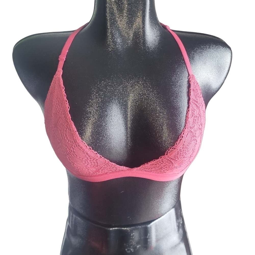 Rose + Vine Pink Lace Halter Bralette Size M